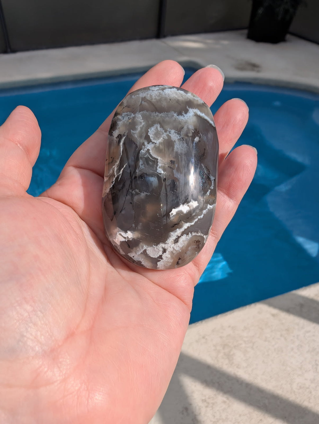 Large Volcano Agate palm stone