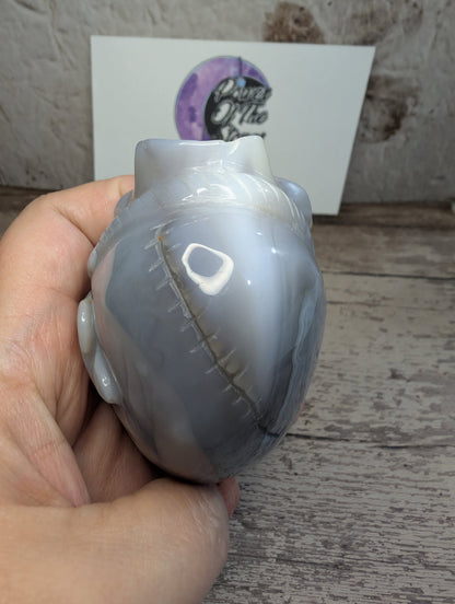 Blue/gray Agate carving