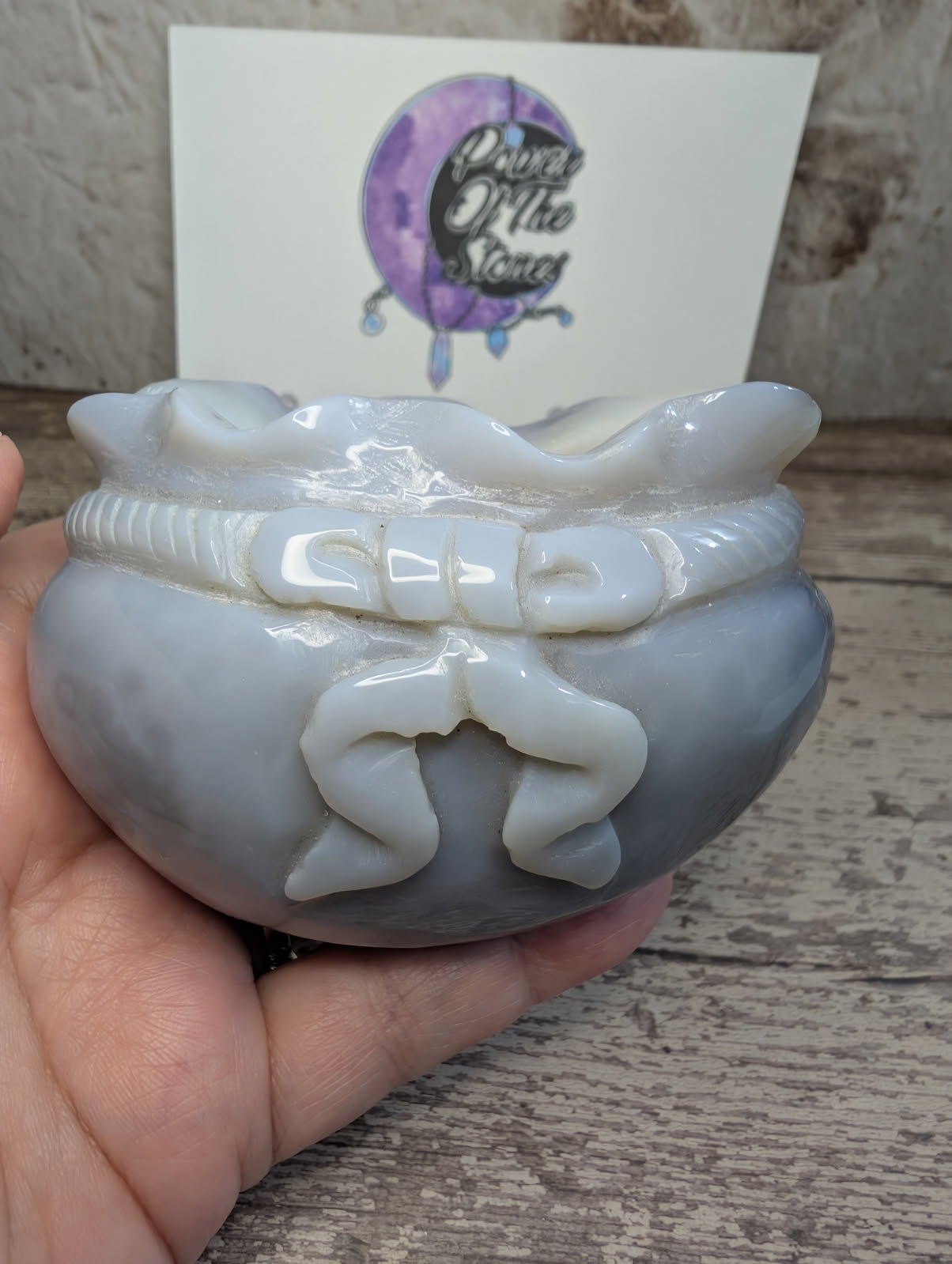 Blue/gray Agate carving