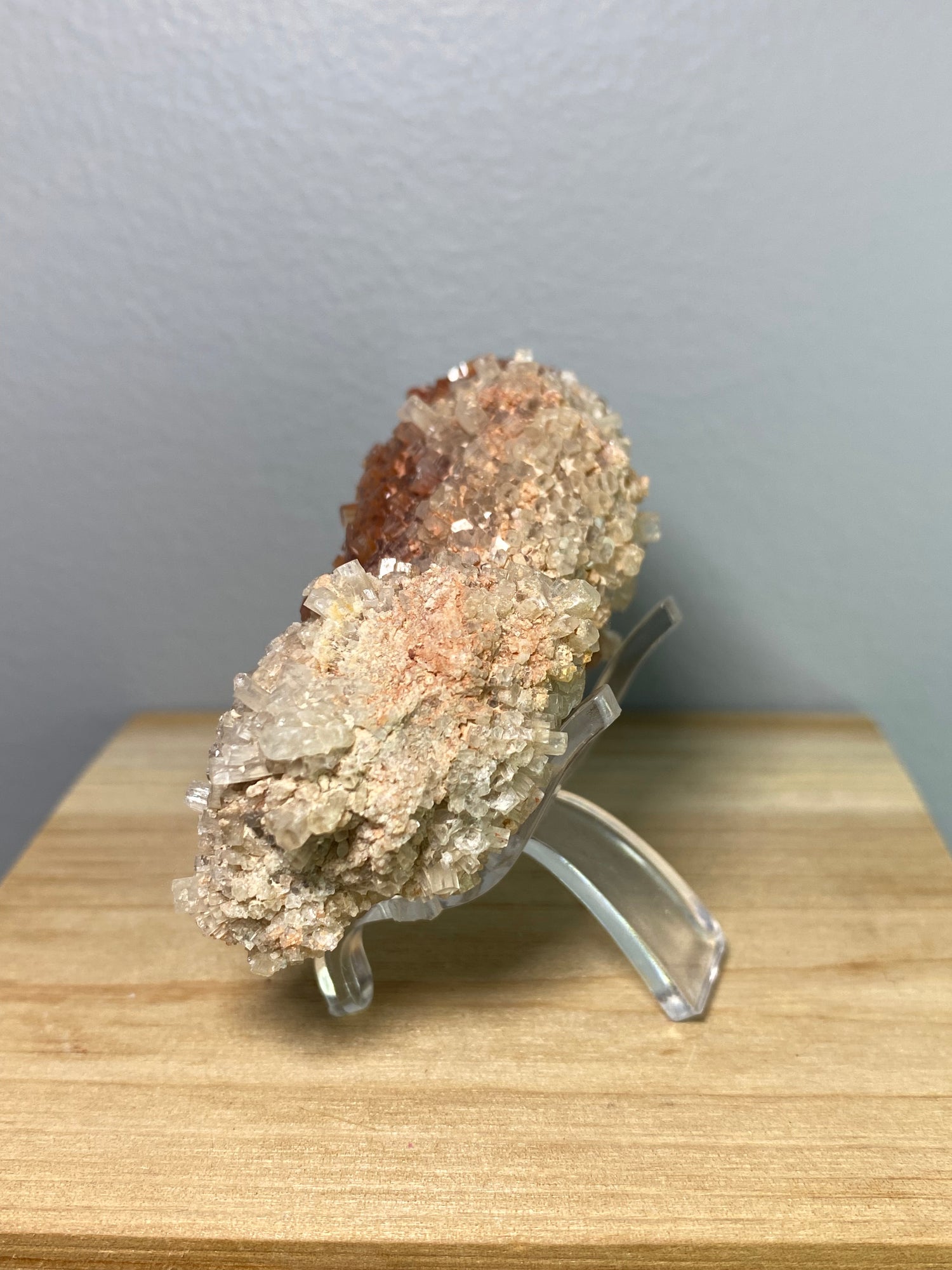 Red/White Aragonite