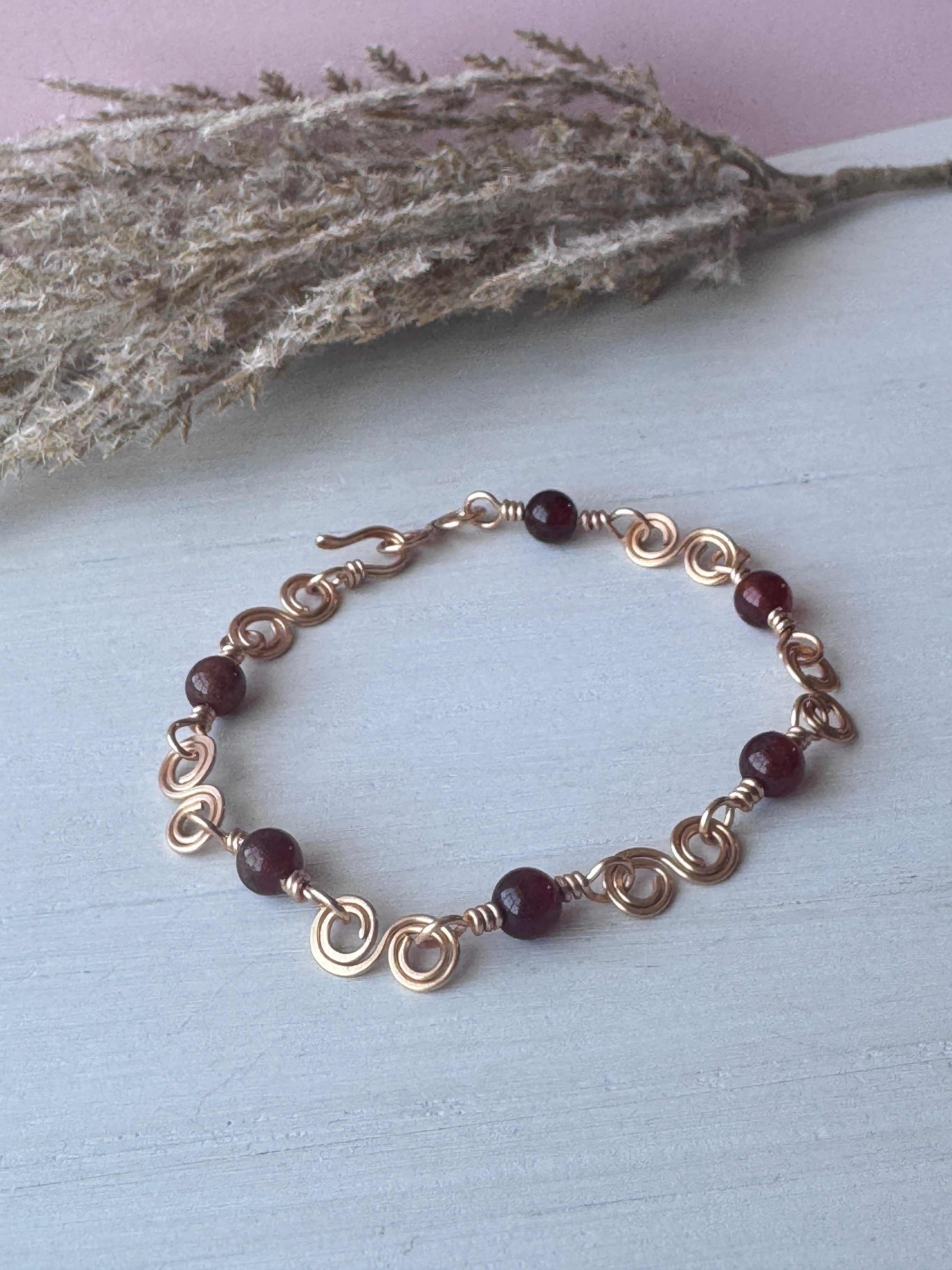 Gold Wire Bracelet with Orange Garnet