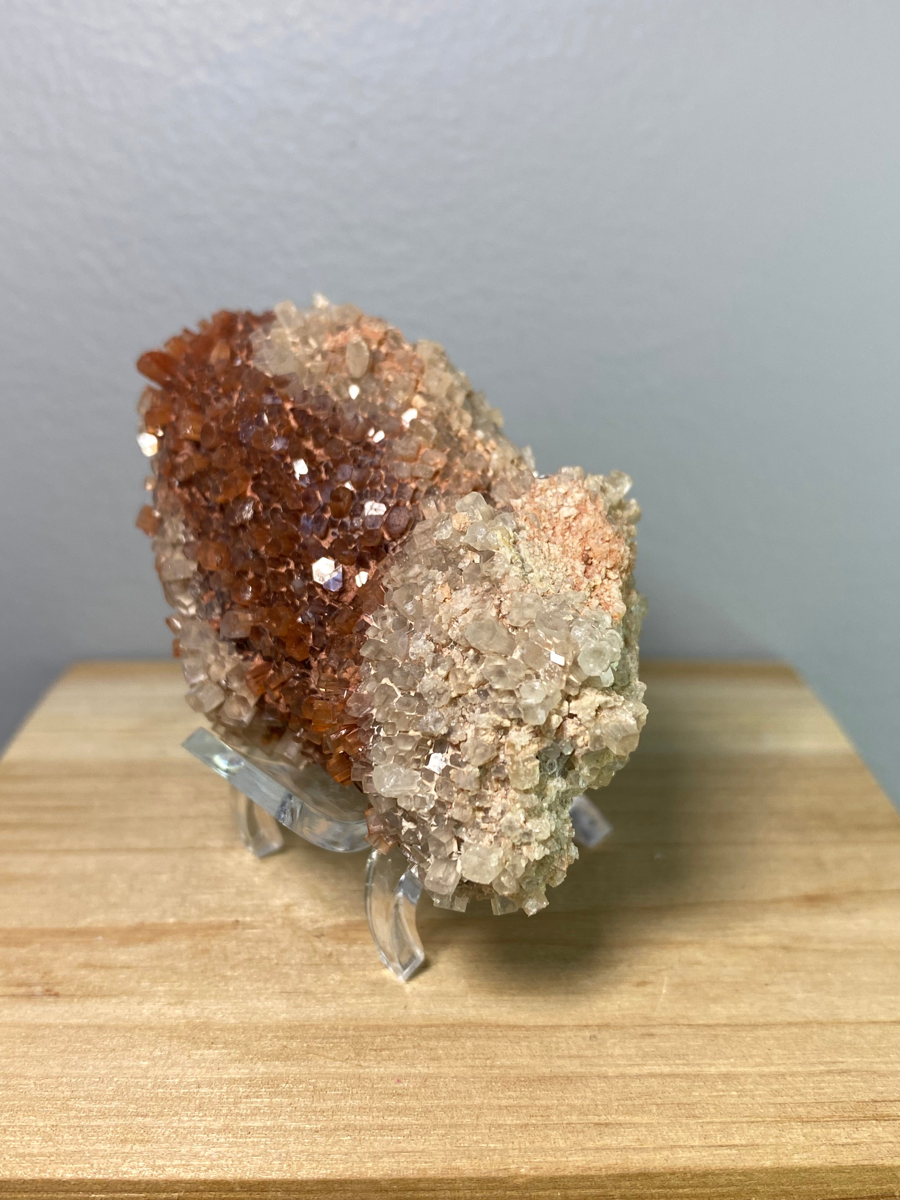 Red/White Aragonite