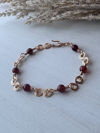 Gold Wire Bracelet with Orange Garnet