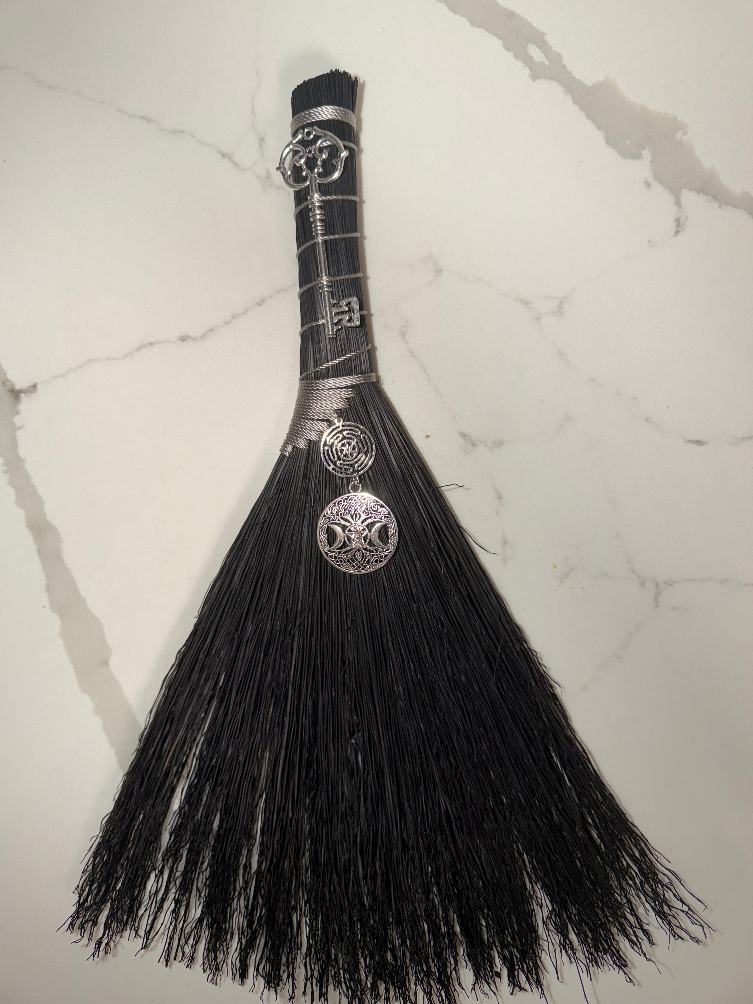 Hecate broom