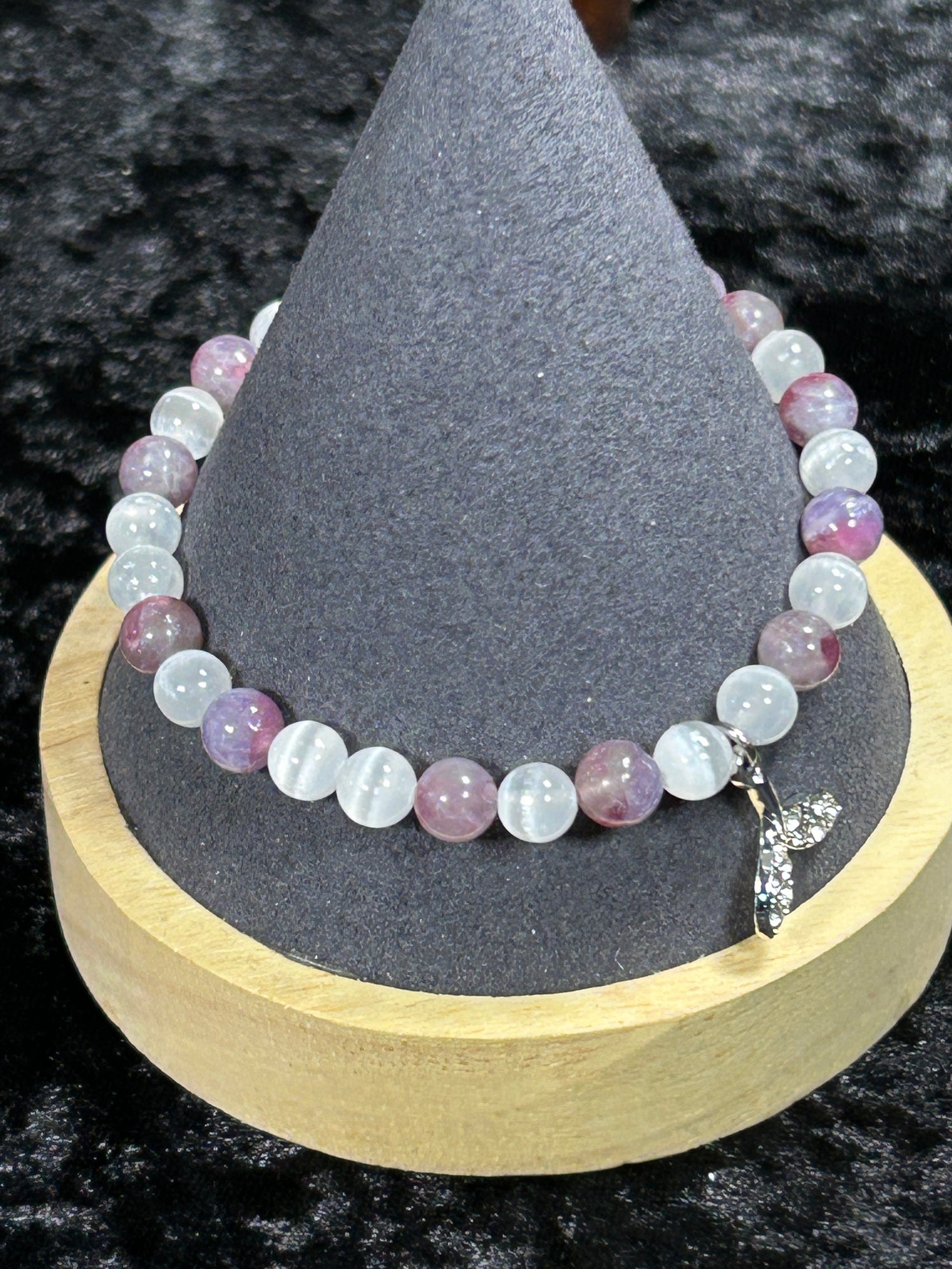 Beautiful HQ Unicorn Stone &amp; Selenite Beaded Stretch Bracelet