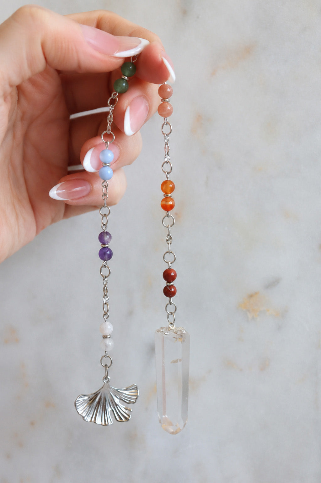 7 Chakra Crystal Pendulum – Clear Quartz Point, Ginkgo Charm, Spiritual Divination Tool