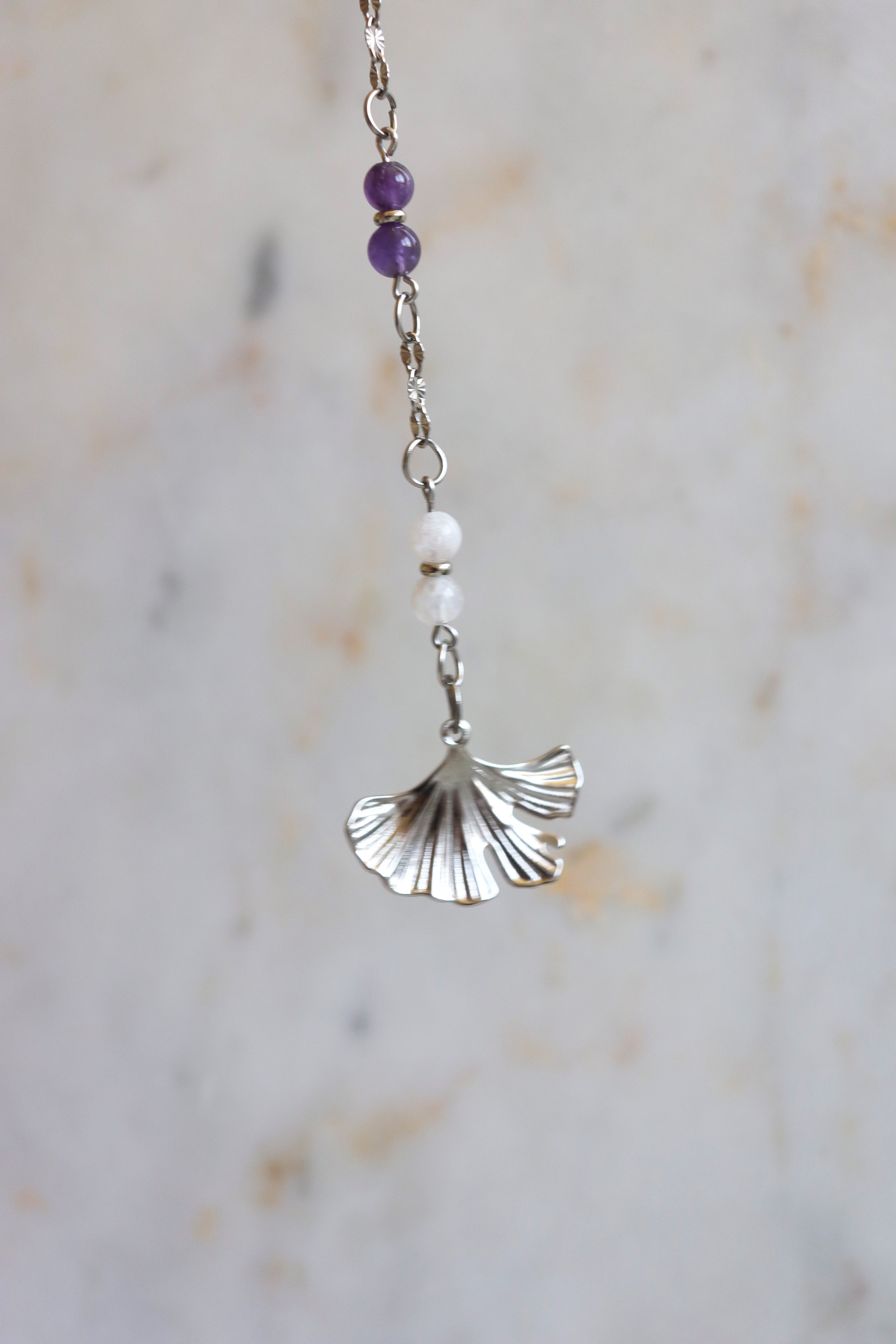 7 Chakra Crystal Pendulum – Clear Quartz Point, Ginkgo Charm, Spiritual Divination Tool