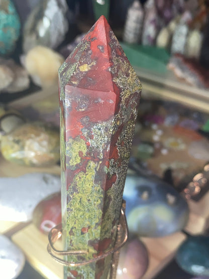 Dragons Blood With Rose Gold Zodiac Stand