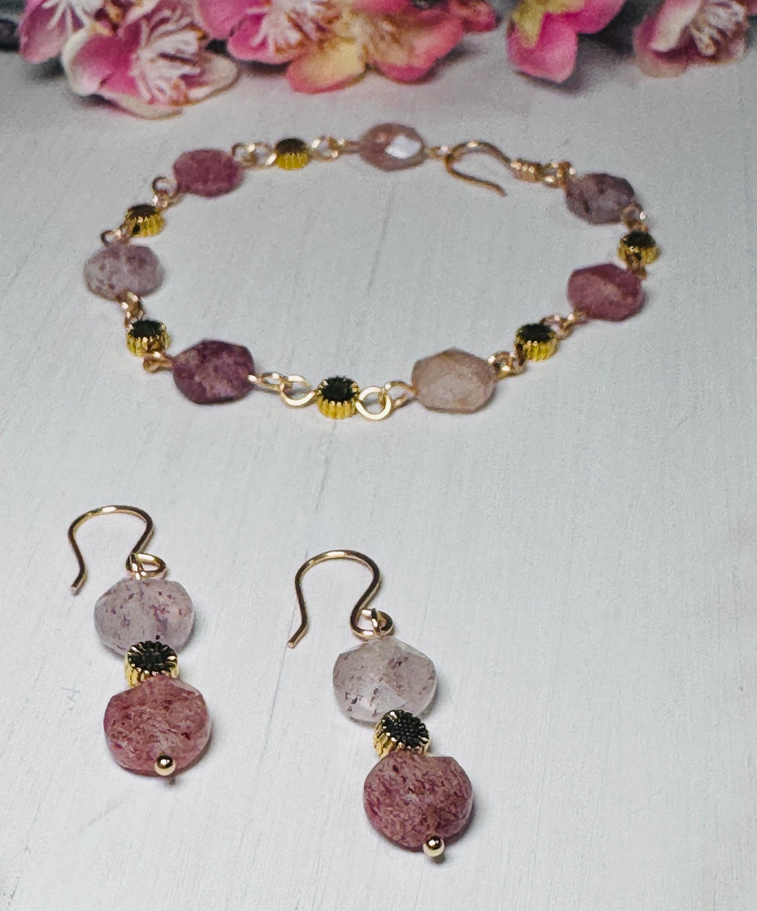 Strawberry Quartz Earring and Bracelet Set. Gold gemstone jewelry