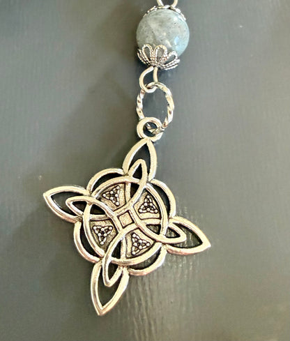 Witches Knot Pagan Devotional Prayer Beads with Labradorite and Moonstone.