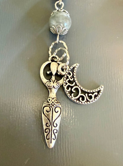 Witches Knot Pagan Devotional Prayer Beads with Labradorite and Moonstone.