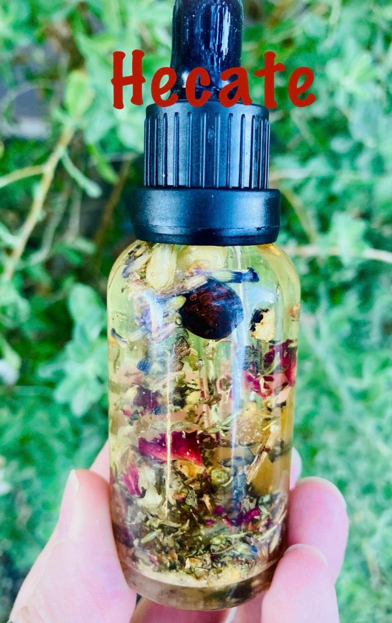Hecate ritual anointing oil