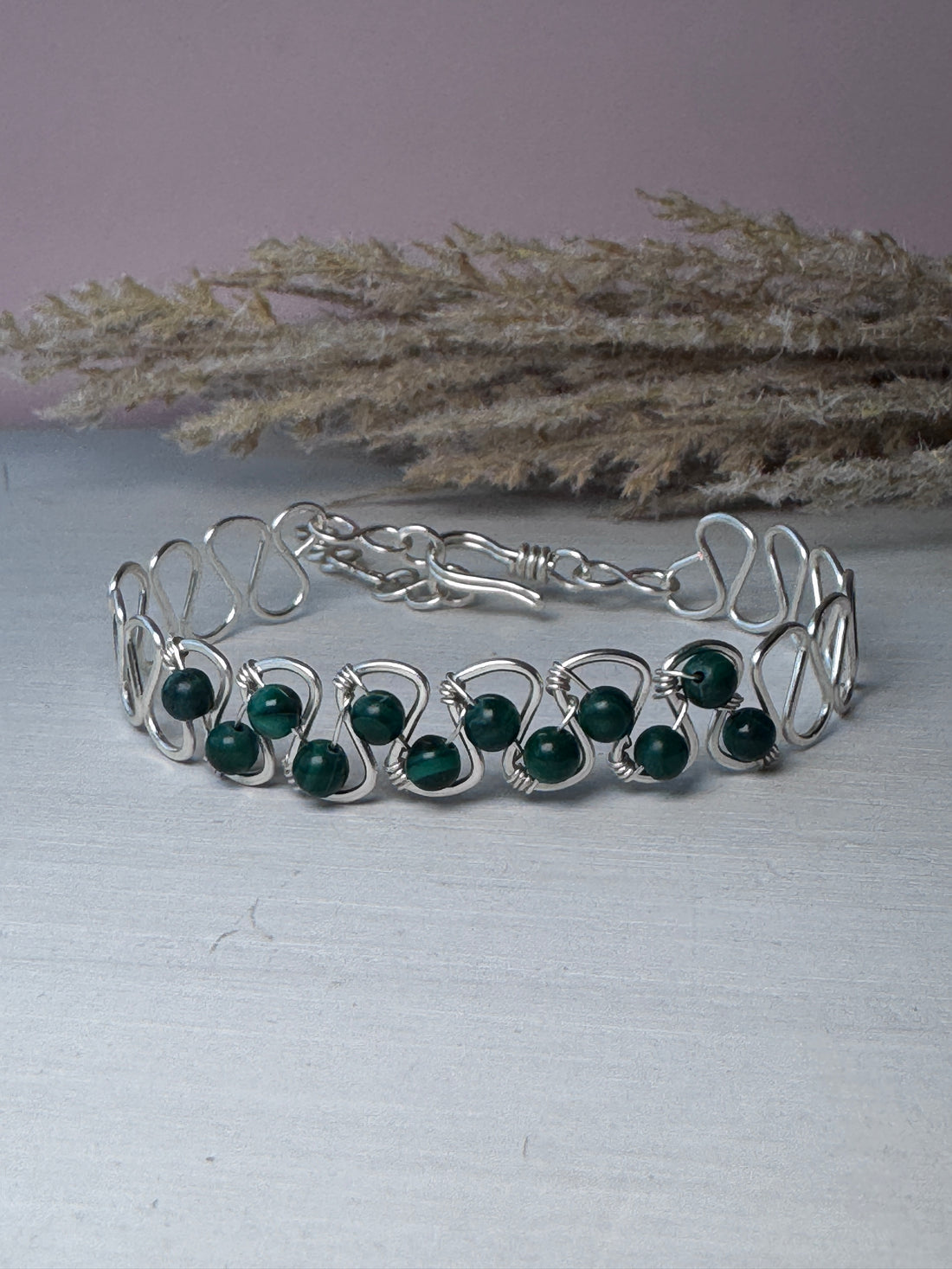 Wavy Silver Wire Bracelet with Malachite Gemstones