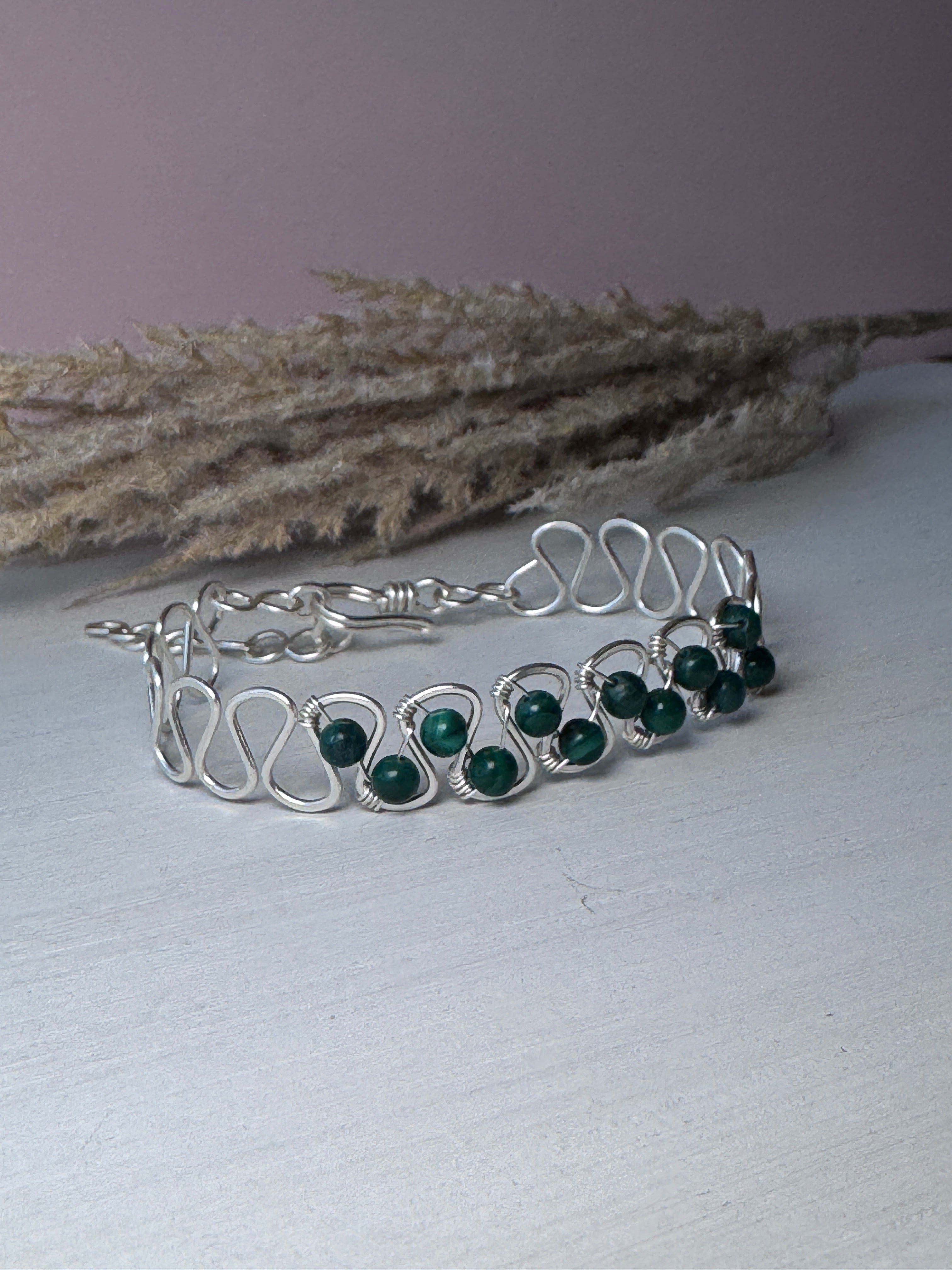 Wavy Silver Wire Bracelet with Malachite Gemstones