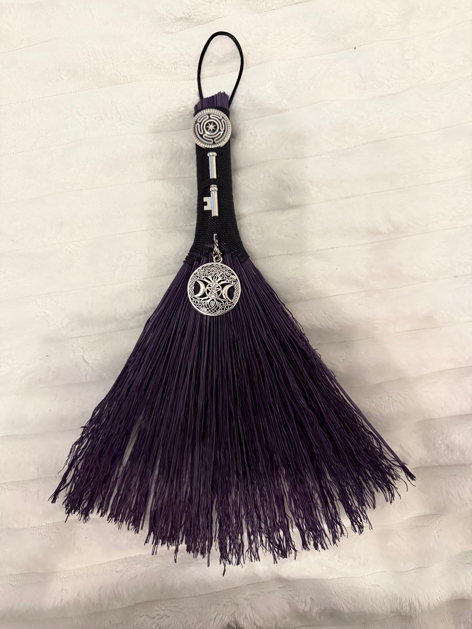 Hecate broom