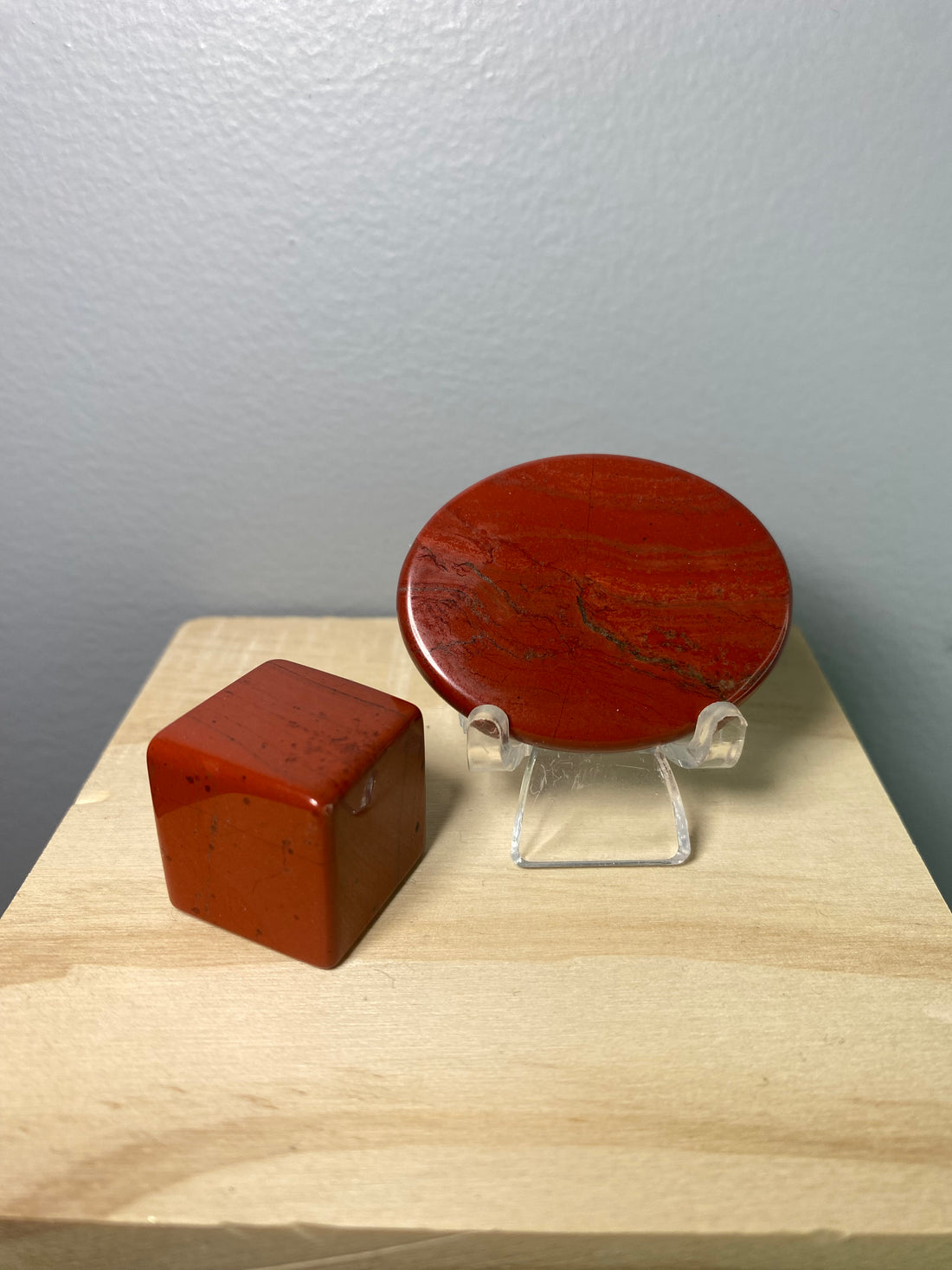 Red Jasper Worry Stone &amp; Cube