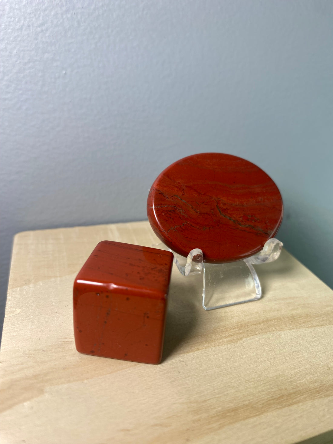 Red Jasper Worry Stone &amp; Cube
