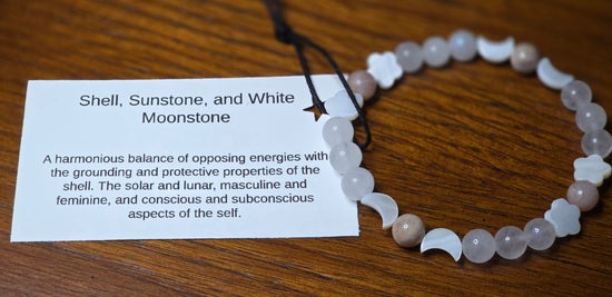 Shell/ Sunstone/ White Moonstone