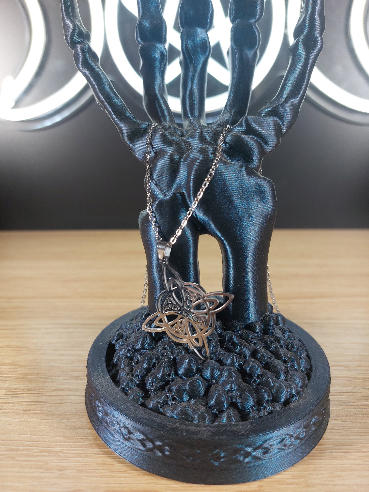 Stainless Steel Witches Knot Necklace