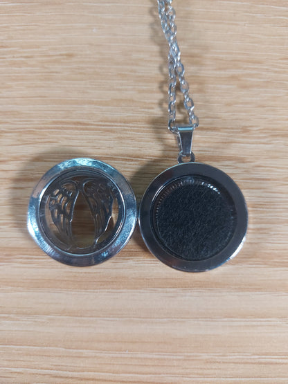 Stainless Steel Angel Wings Deffusion Necklace