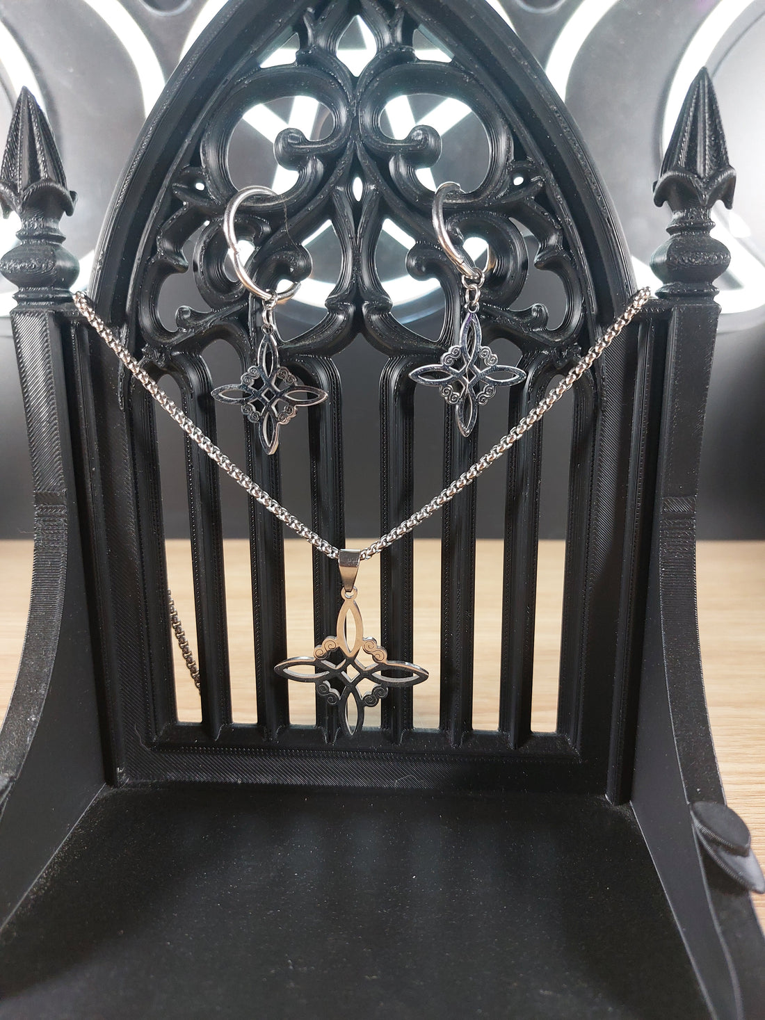 Stainless Steel Witches Knot Necklace &amp; Earring Set