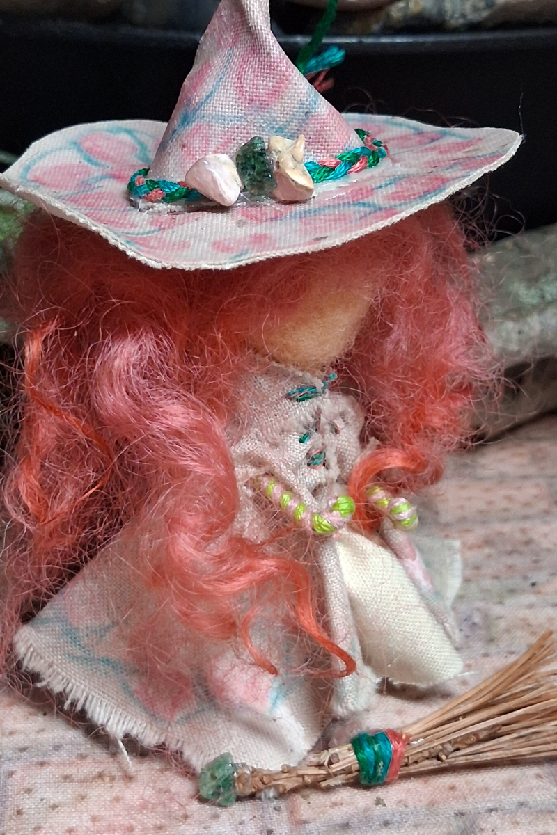 Spirit Doll Tulip Iyam Hexenfreund